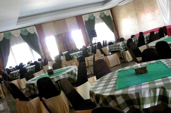 Imagen del bar/restaurante del Hotel Kong Garden View Resort. Foto 4