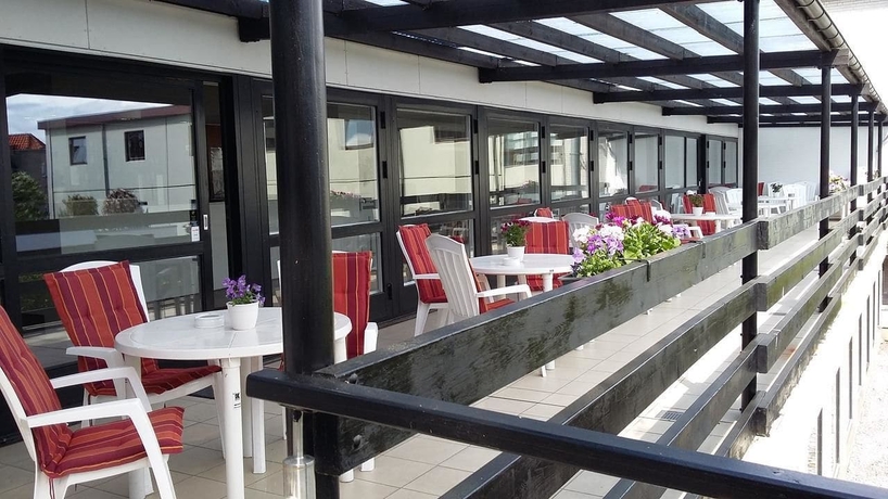 Imagen de los exteriores del Hotel Kong Valdemar. Foto 16