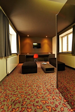 Imagen de la habitación del Hotel Kongres Roca. Foto 3