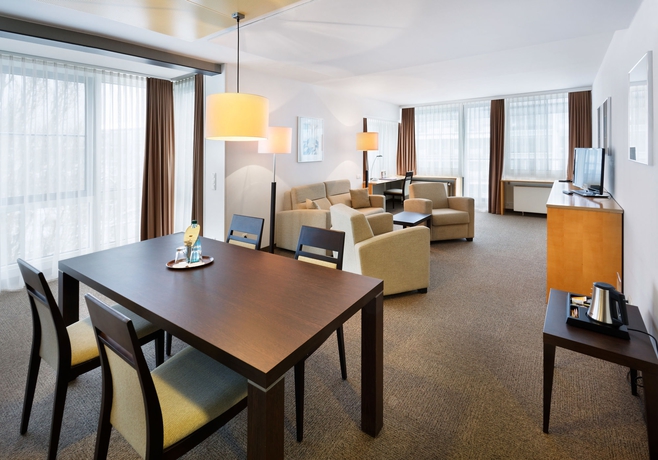 Imagen de los interiores del Hotel Kongresshotel Potsdam am Templiner See. Foto 14