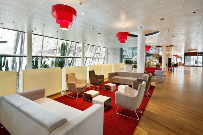 Imagen de los interiores del Hotel Kongresshotel Potsdam am Templiner See. Foto 15