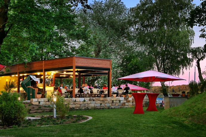 Imagen del bar/restaurante del Hotel Kongresshotel Potsdam am Templiner See. Foto 6