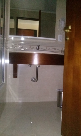 Imagen de la habitación del Hotel Konke Calafate. Foto 18