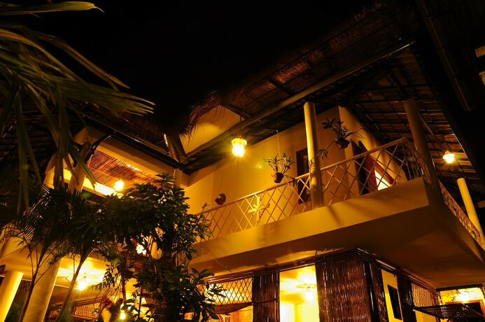 Imagen de los exteriores del Hotel Konklo. Foto 27