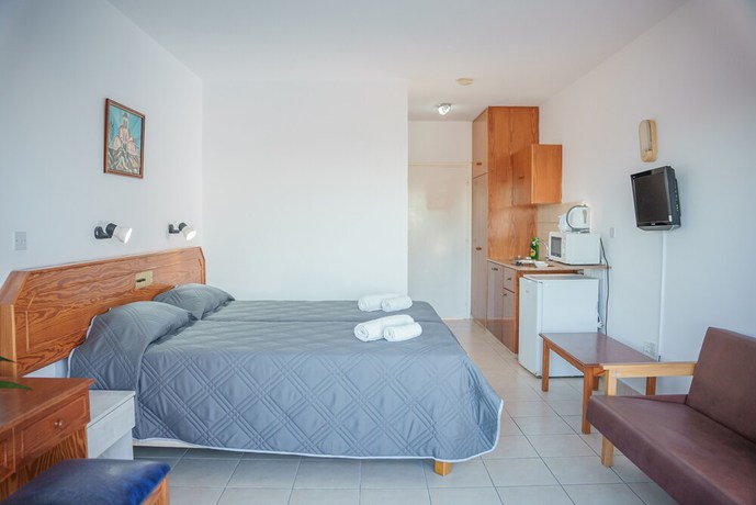 Imagen de la habitación del Hotel Konnos Bay Gardens. Foto 12
