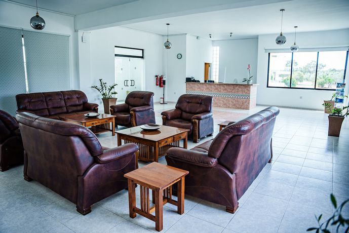 Imagen de los interiores del Hotel Konnos Bay Gardens. Foto 20