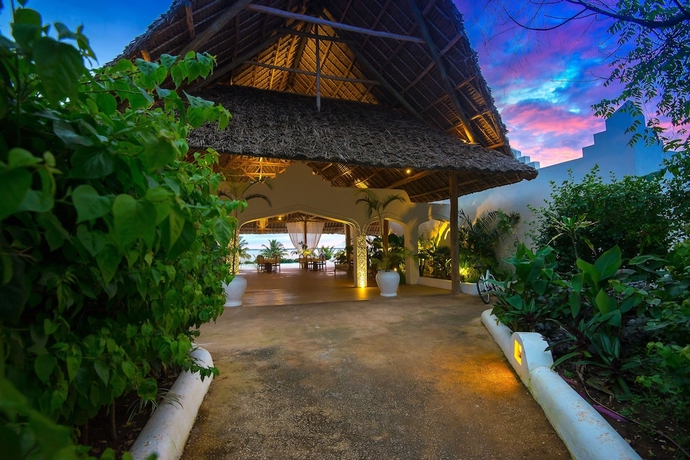 Imagen de los interiores del Hotel Konokono Beach Resort. Foto 17