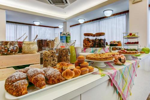 Imagen de la habitación del Hotel Konrad, Rimini. Foto 9