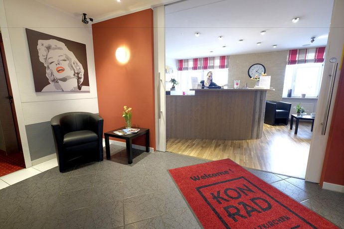 Imagen de los interiores del Hotel KonradP. Foto 19