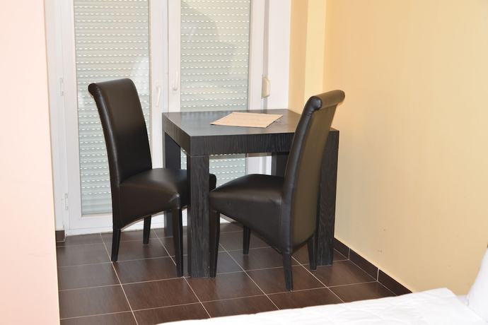 Imagen de la habitación del Hotel Konstantin. Foto 5