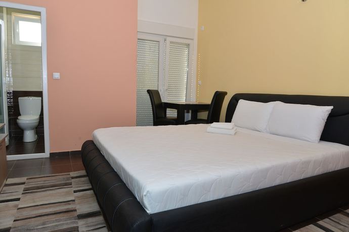 Imagen de la habitación del Hotel Konstantin. Foto 14