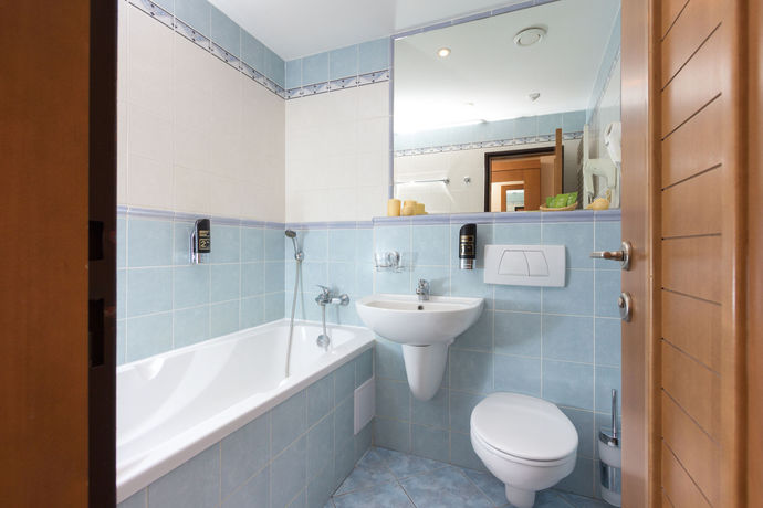 Imagen de la habitación del Hotel Kontakt Wellness. Foto 10