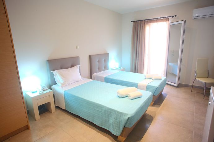 Imagen de la habitación del Hotel Kontes. Foto 6