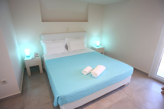 Imagen de la habitación del Hotel Kontes. Foto 11