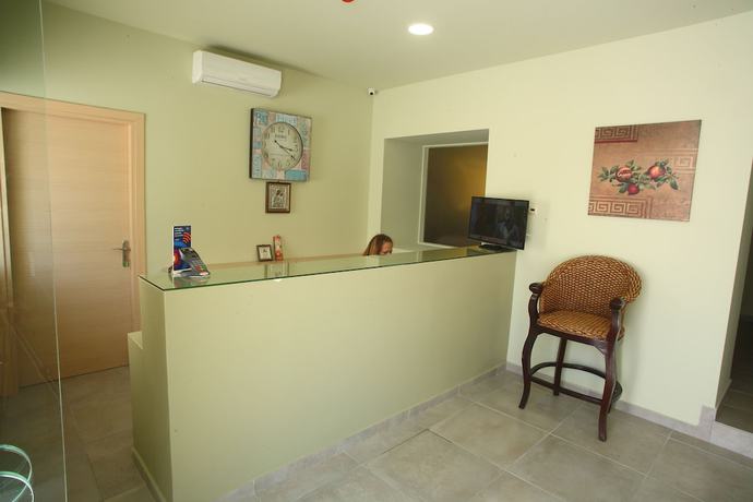 Imagen de los interiores del Hotel Kontes. Foto 19