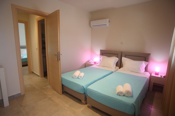 Imagen de la habitación del Hotel Kontes. Foto 13