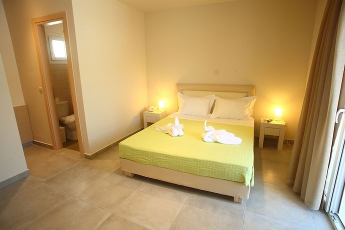 Imagen de la habitación del Hotel Kontes. Foto 15