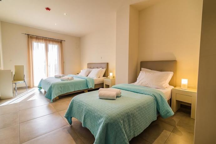 Imagen de la habitación del Hotel Kontes. Foto 16