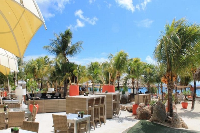 Imagen general del Hotel Kontiki Beach Resort Curaçao. Foto 9