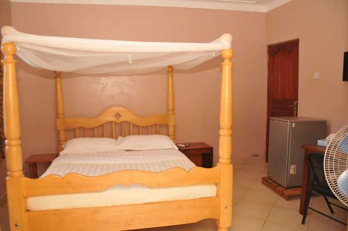 Imagen de la habitación del Hotel Kontiki Hoima. Foto 8