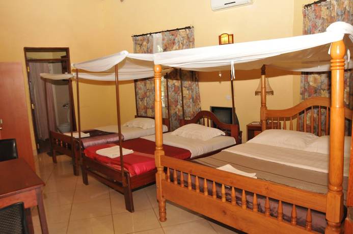 Imagen de la habitación del Hotel Kontiki Hoima. Foto 16