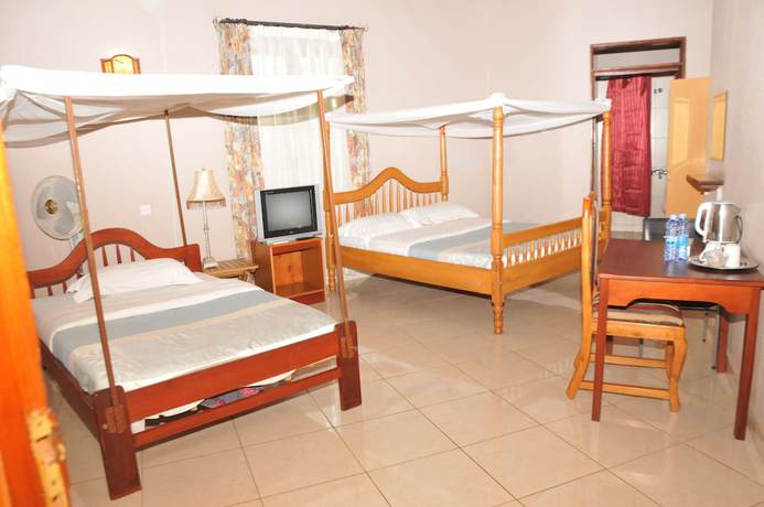 Imagen de la habitación del Hotel Kontiki Hoima. Foto 18