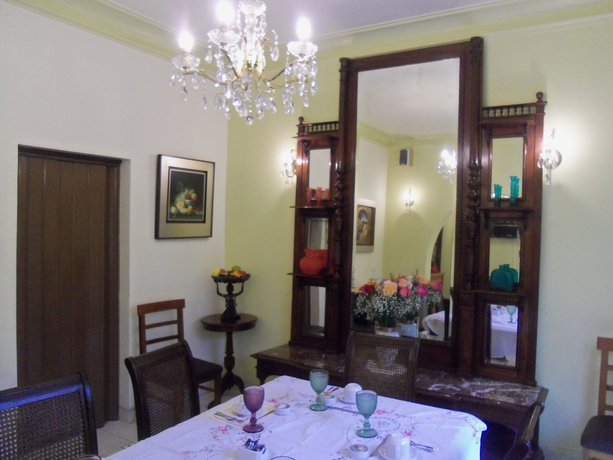 Imagen del bar/restaurante del Hotel Kontiki Miraflores. Foto 3