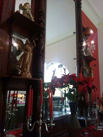 Imagen del bar/restaurante del Hotel Kontiki Miraflores. Foto 5