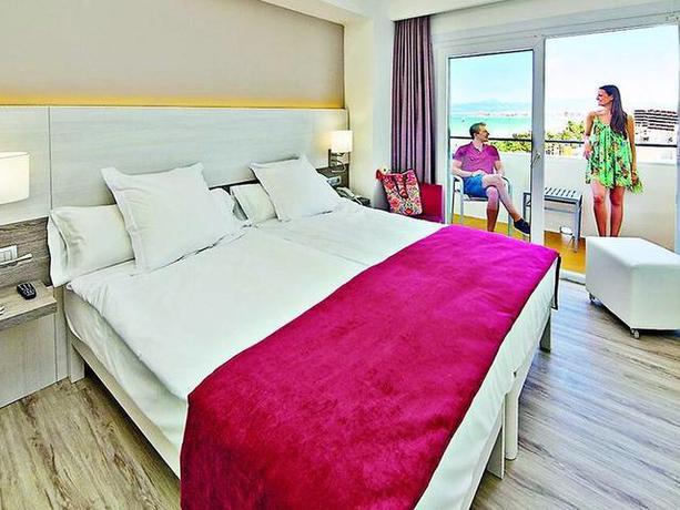 Imagen de la habitación del Hotel Kontiki Playa. Foto 2