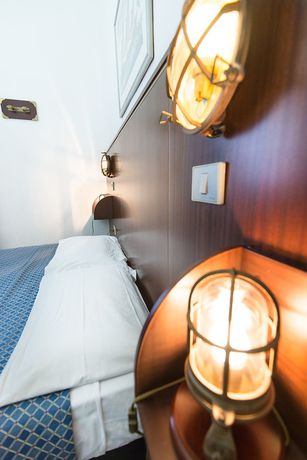 Imagen de la habitación del Hotel Kontiki, San Vincenzo. Foto 10