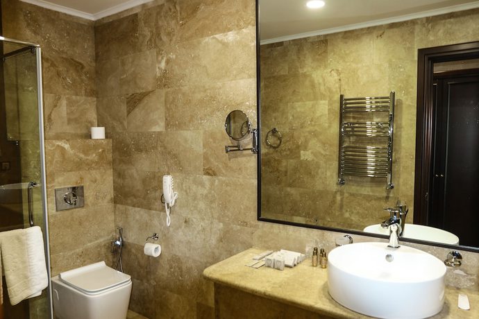 Imagen de la habitación del Hotel Konyak. Foto 17