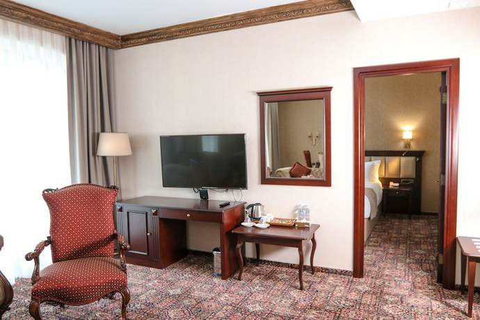 Imagen de la habitación del Hotel Konyak. Foto 19