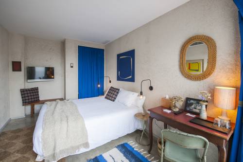 Imagen de la habitación del Hotel Kook Tarifa. Foto 4