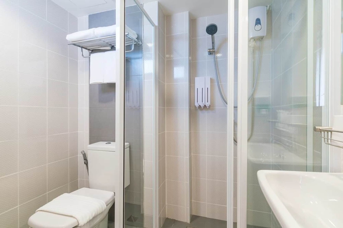 Imagen de la habitación del Hotel Koon Sukhumvit. Foto 7