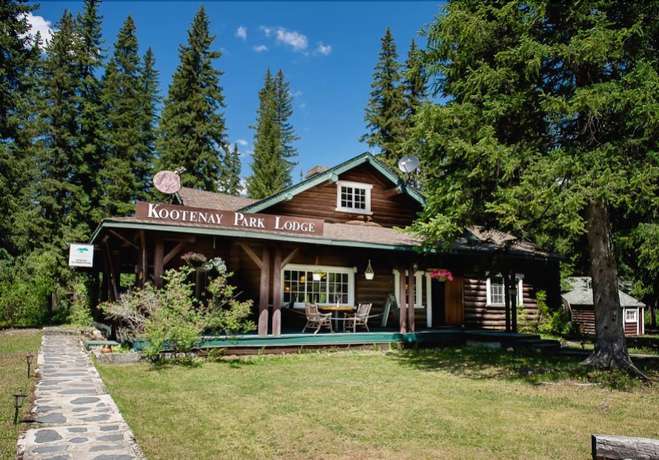 Imagen general del Hotel Kootenay Park Lodge. Foto 1
