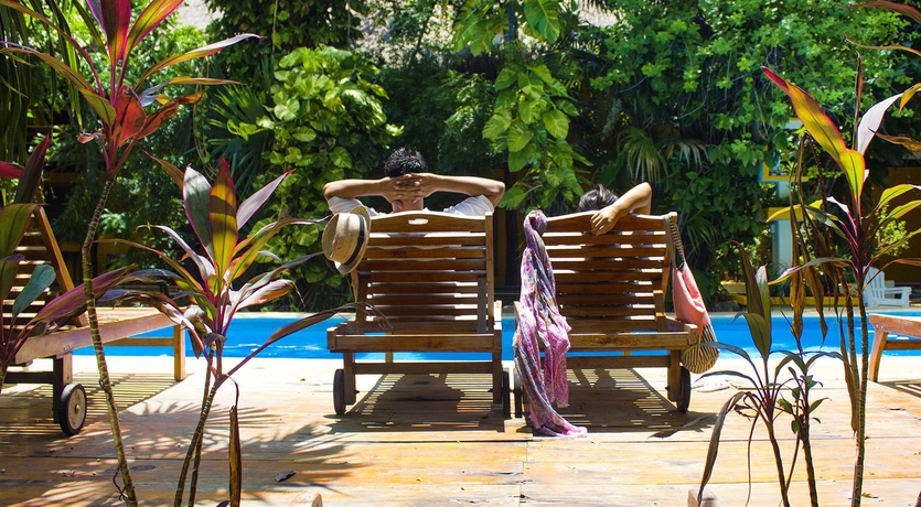 Imagen de la piscina del Hotel Koox City Garden. Foto 11