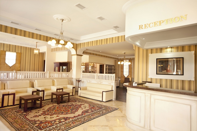 Imagen de los interiores del Hotel Kopala Rikhe. Foto 11