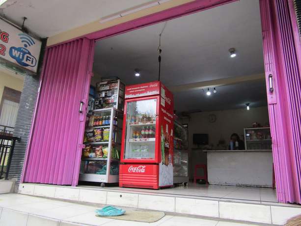 Imagen de los interiores del Hotel Kopeng Indah 2. Foto 20