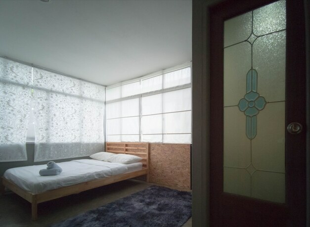 Imagen de la habitación del Hotel Koptel Budget Hotel. Foto 8