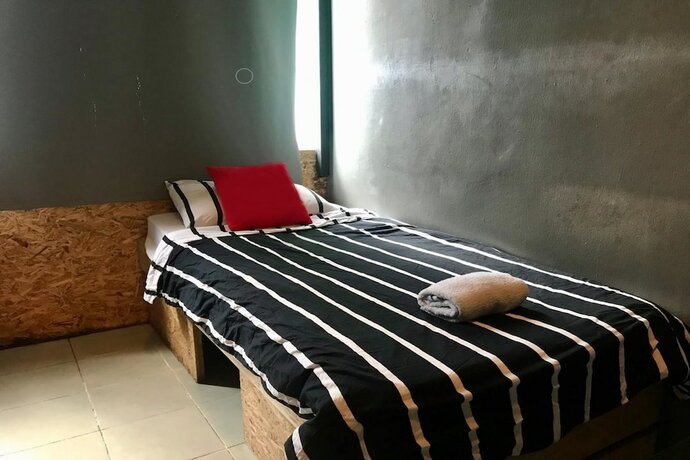 Imagen de la habitación del Hotel Koptel Budget Hotel. Foto 13