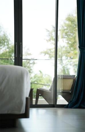 Imagen de la habitación del Hotel Kora Beach Resort Phuket. Foto 14