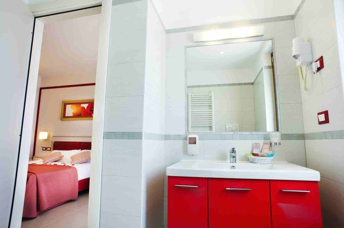 Imagen de la habitación del Hotel Kora Park Resort. Foto 6