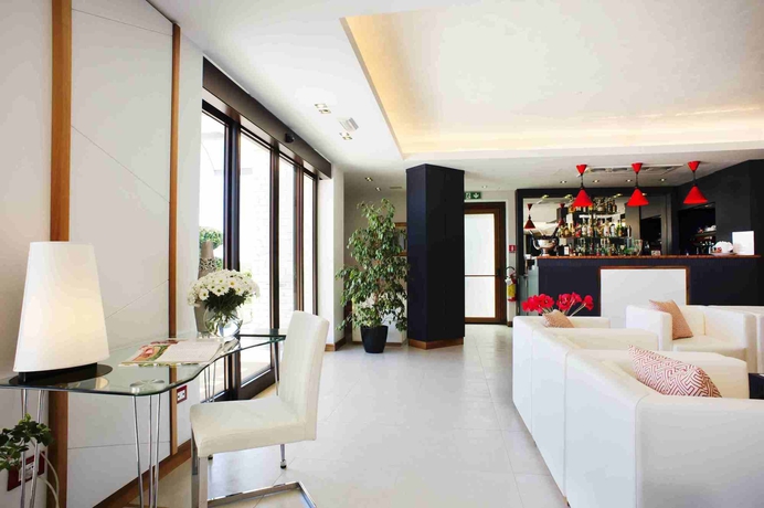 Imagen de los interiores del Hotel Kora Park Resort. Foto 12