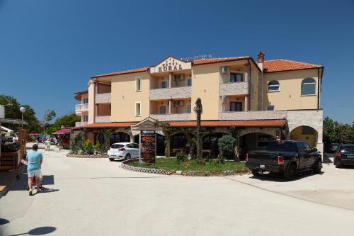 Imagen general del Hotel Koral, Medulin. Foto 5
