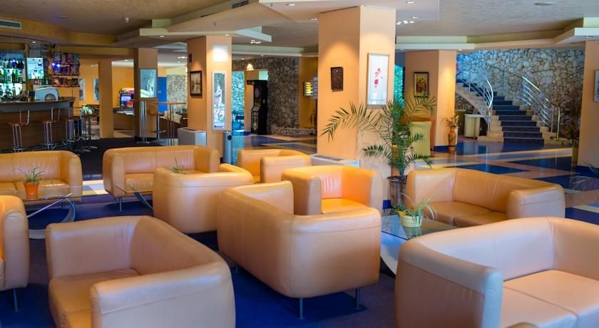 Imagen general del Hotel Koral, Varna Ciudad. Foto 4