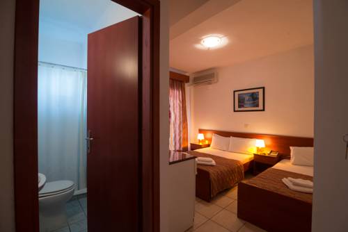 Imagen de la habitación del Hotel Korali, Katerini. Foto 5