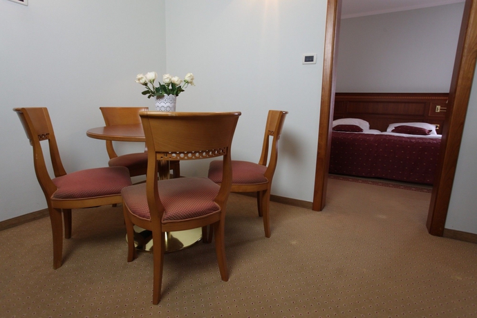 Imagen de la habitación del Hotel Korana Srakovcic. Foto 7