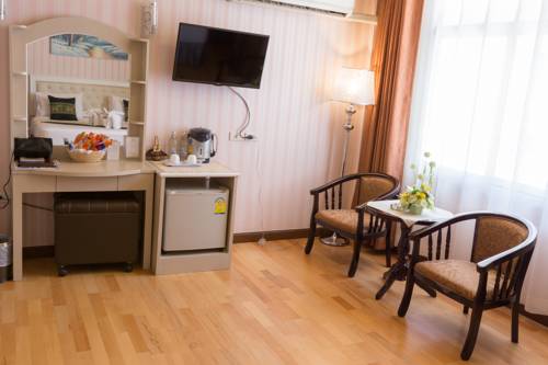 Imagen de la habitación del Hotel Korat. Foto 2