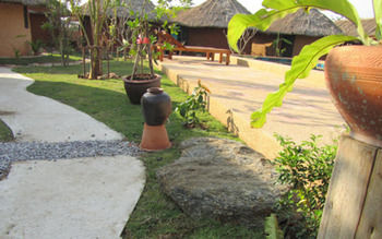 Imagen de los exteriores del Hotel Korawan Garden View. Foto 6