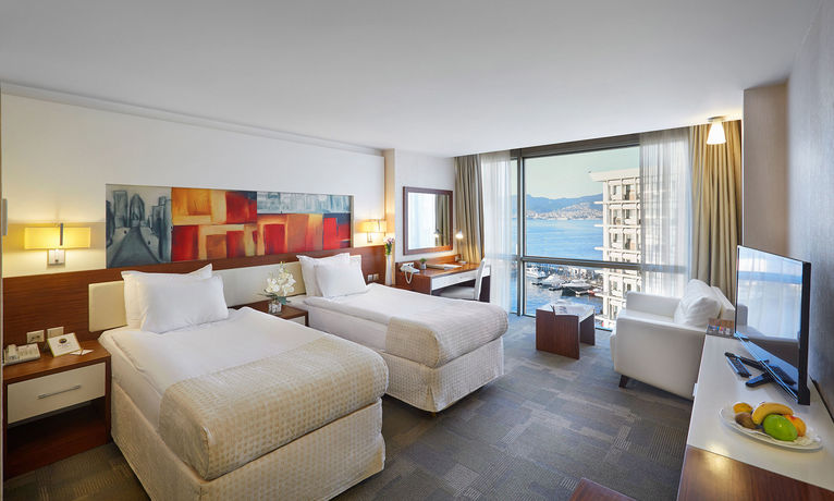 Imagen de la habitación del Hotel Kordon Pasaport. Foto 5